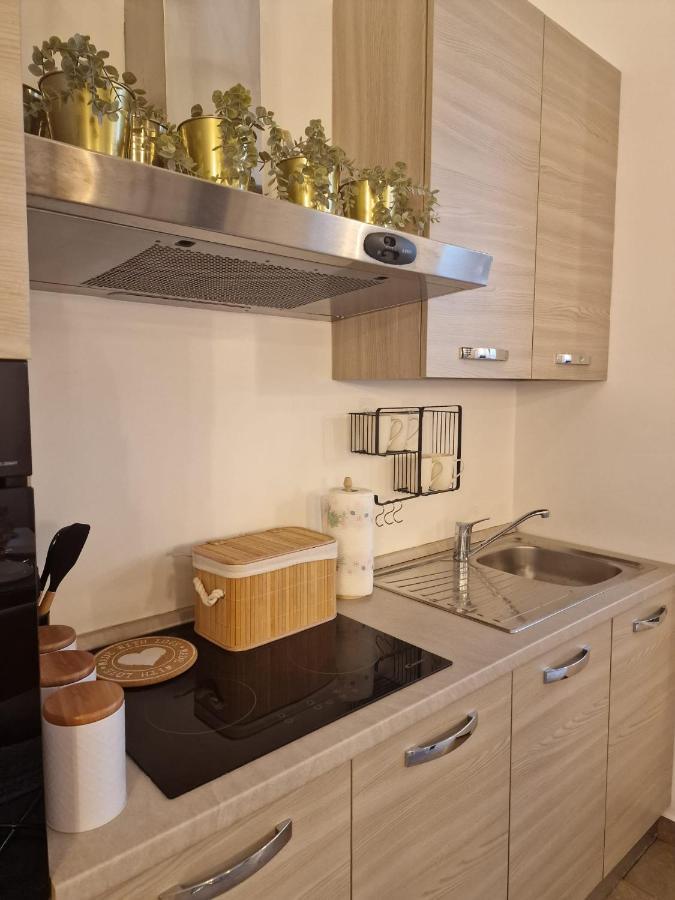 Regina Milano In Porta Romana 2 - Sky Tv, Wifi E Breakfast Box Διαμέρισμα Εξωτερικό φωτογραφία