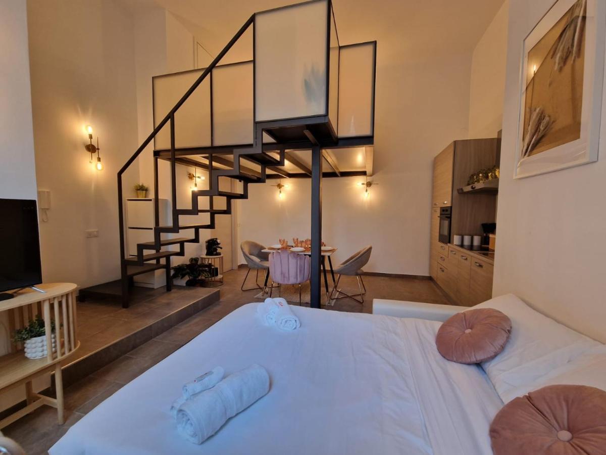 Regina Milano In Porta Romana 2 - Sky Tv, Wifi E Breakfast Box Διαμέρισμα Εξωτερικό φωτογραφία