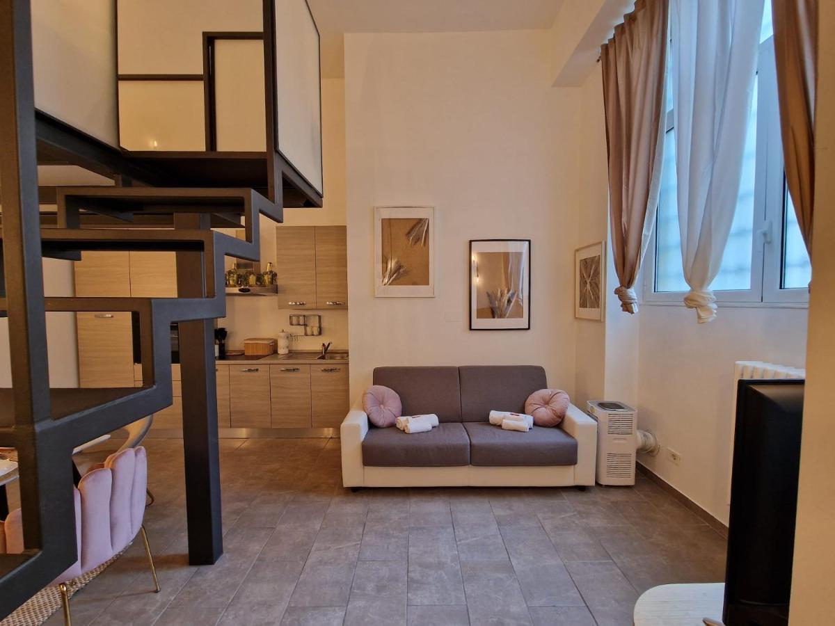 Regina Milano In Porta Romana 2 - Sky Tv, Wifi E Breakfast Box Διαμέρισμα Εξωτερικό φωτογραφία