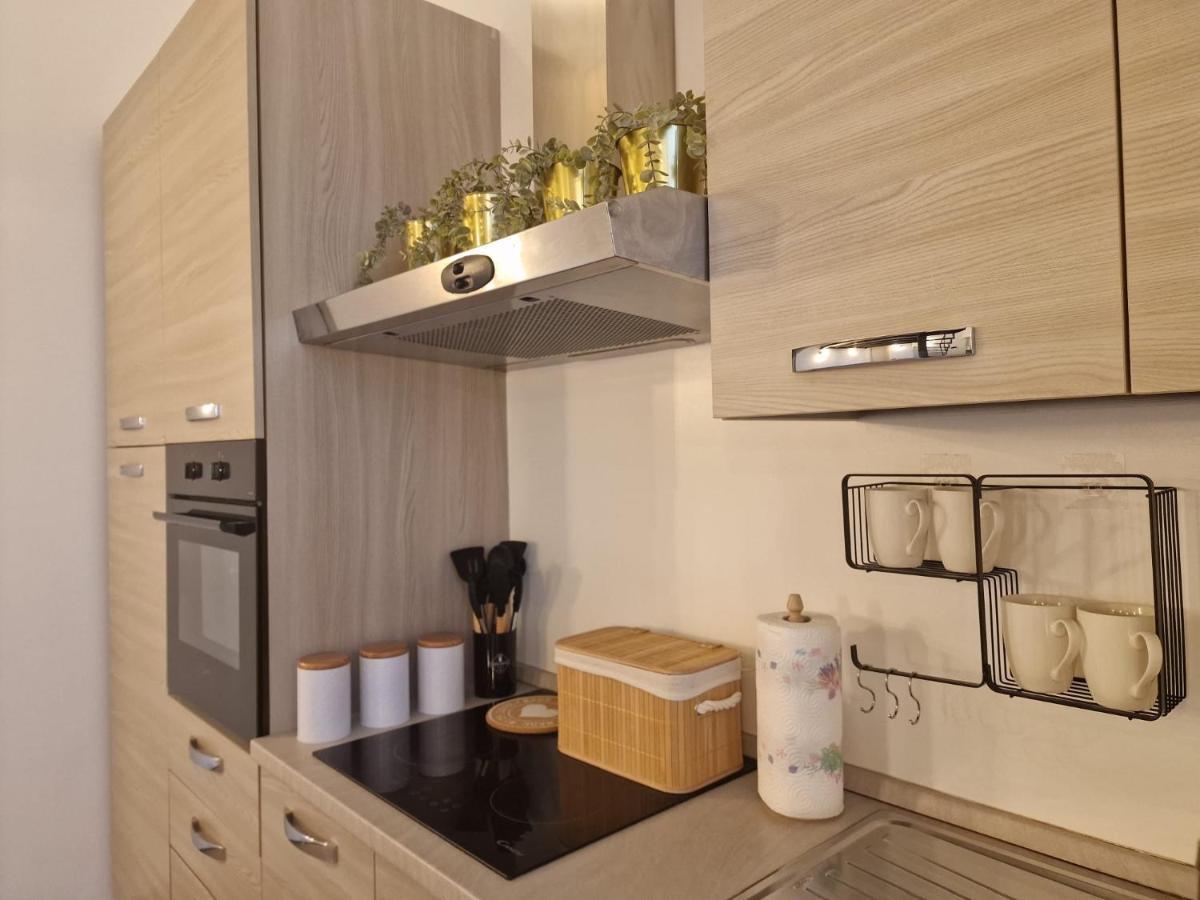 Regina Milano In Porta Romana 2 - Sky Tv, Wifi E Breakfast Box Διαμέρισμα Εξωτερικό φωτογραφία