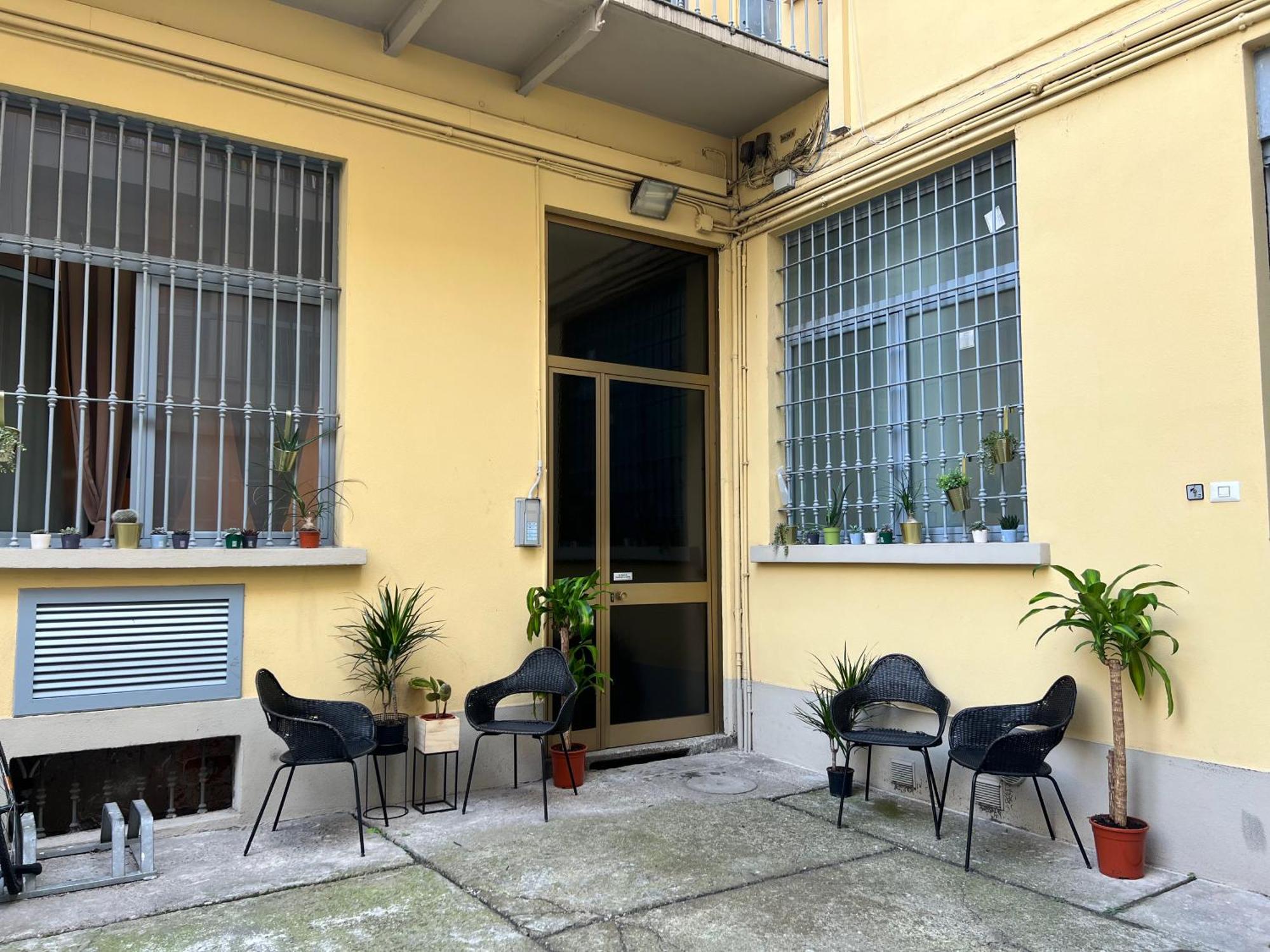 Regina Milano In Porta Romana 2 - Sky Tv, Wifi E Breakfast Box Διαμέρισμα Εξωτερικό φωτογραφία